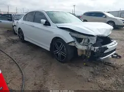 1HGCR2F5XHA198885 2017 HONDA ACCORD