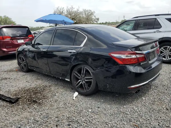 1HGCR2F5XHA202028 2017 HONDA ACCORD - Image 2