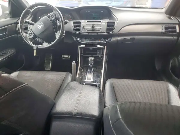 1HGCR2F5XHA220884 2017 HONDA ACCORD - Image 8