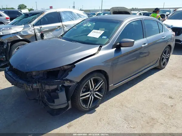 1HGCR2F5XHA222716 2017 HONDA ACCORD - Image 2