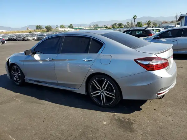 1HGCR2F5XHA228175 2017 HONDA ACCORD - Image 2