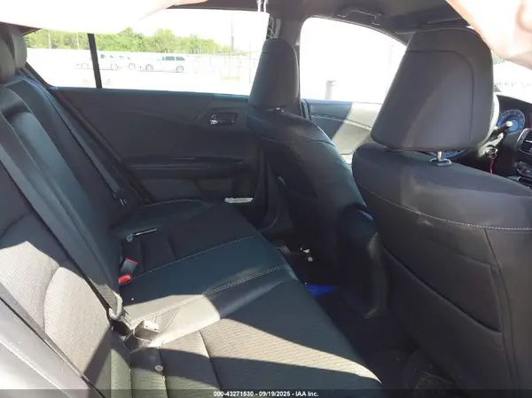 1HGCR2F5XHA231920 2017 HONDA ACCORD - Image 8