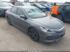 1HGCR2F5XHA232078 2017 HONDA ACCORD