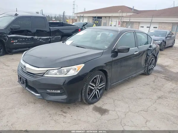 1HGCR2F5XHA236213 2017 HONDA ACCORD - Image 2