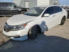 1HGCR2F5XHA242738 2017 HONDA ACCORD