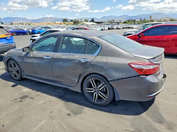 1HGCR2F5XHA248488 2017 HONDA ACCORD - Image 2