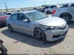 1HGCR2F5XHA256980 2017 HONDA ACCORD