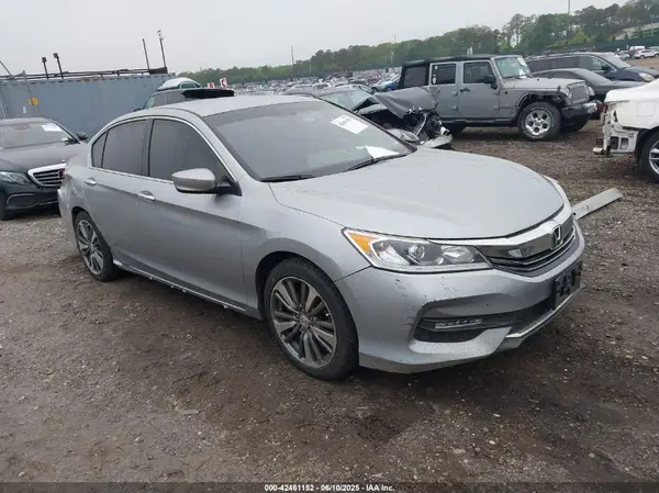 1HGCR2F5XHA261242 2017 HONDA ACCORD - Image 1