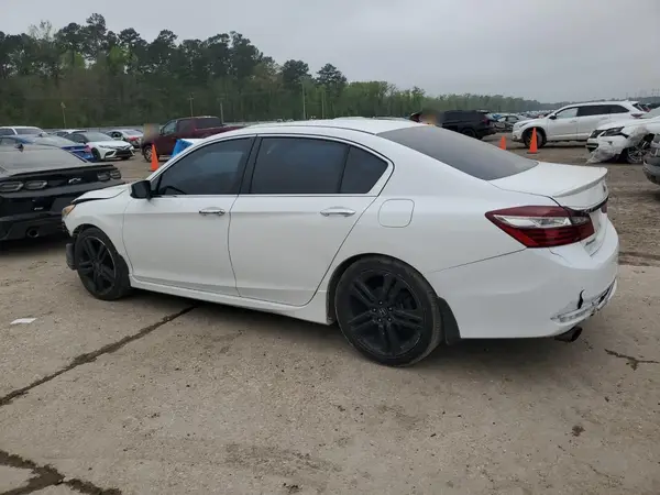 1HGCR2F5XHA272239 2017 HONDA ACCORD - Image 2