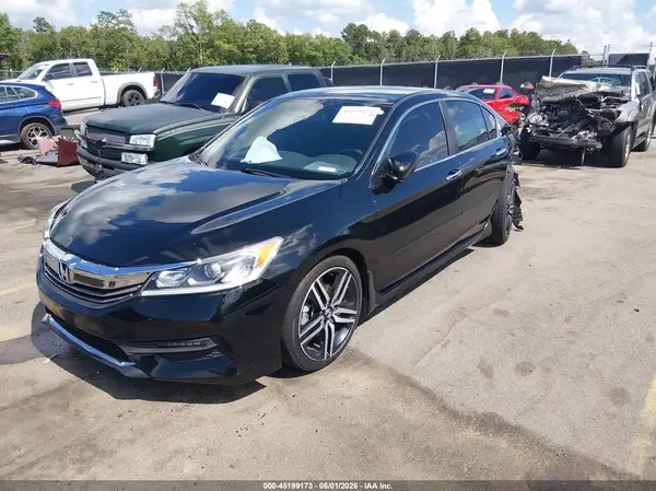 1HGCR2F5XHA275951 2017 HONDA ACCORD - Image 2