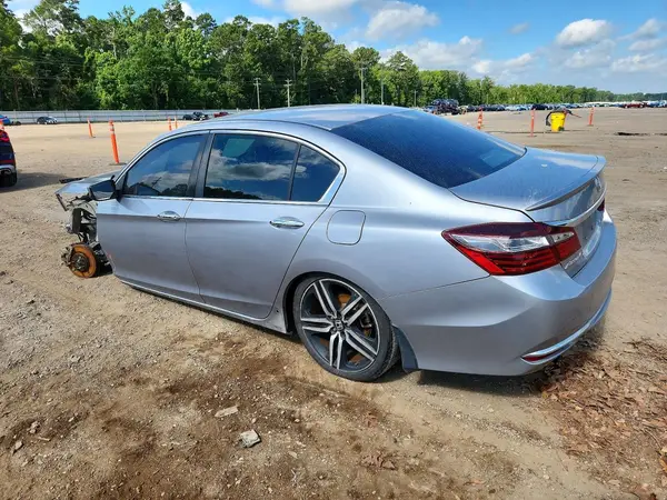 1HGCR2F5XHA282334 2017 HONDA ACCORD - Image 2