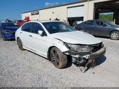 1HGCR2F5XHA285461 2017 HONDA ACCORD