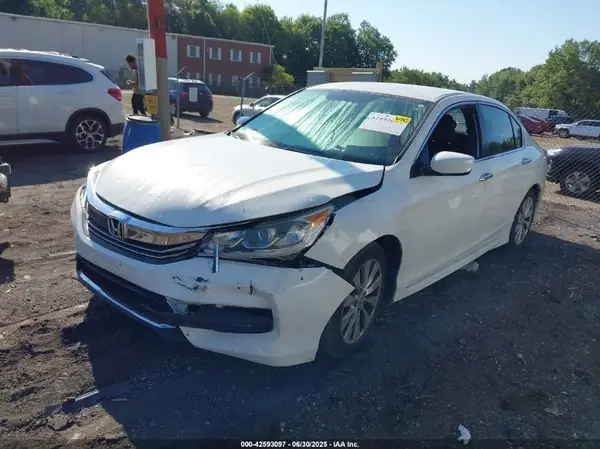 1HGCR2F5XHA286433 2017 HONDA ACCORD - Image 2