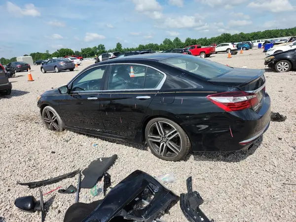 1HGCR2F5XHA294077 2017 HONDA ACCORD - Image 2