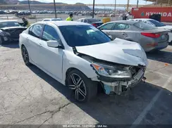 1HGCR2F5XHA305787 2017 HONDA ACCORD