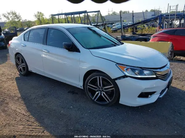 1HGCR2F5XHA306115 2017 HONDA ACCORD - Image 1