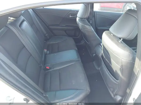 1HGCR2F5XHA306115 2017 HONDA ACCORD - Image 8