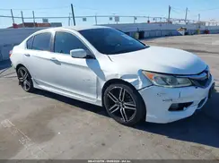 1HGCR2F5XHA306132 2017 HONDA ACCORD