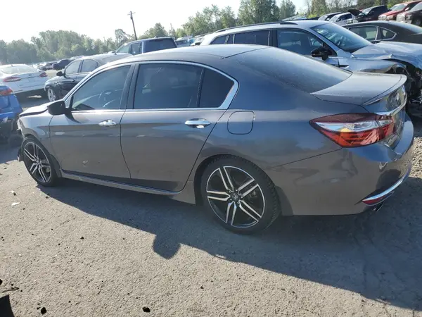 1HGCR2F5XHA307720 2017 HONDA ACCORD - Image 2