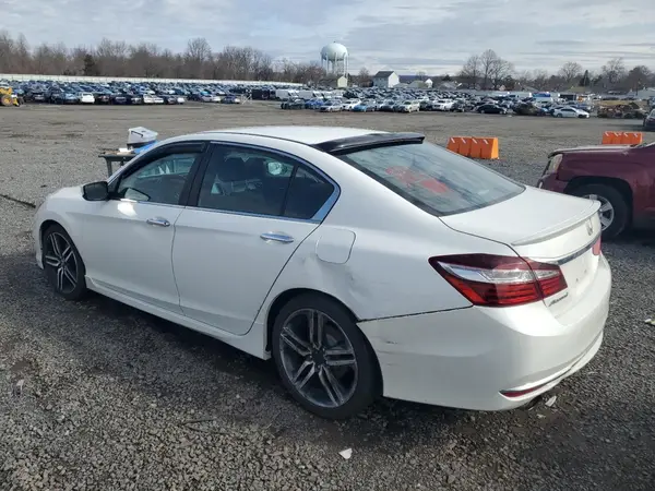1HGCR2F5XHA308141 2017 HONDA ACCORD - Image 2