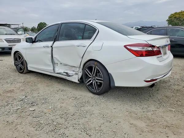 1HGCR2F5XHA308429 2017 HONDA ACCORD - Image 2