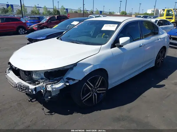 1HGCR2F60GA087477 2016 HONDA ACCORD - Image 2