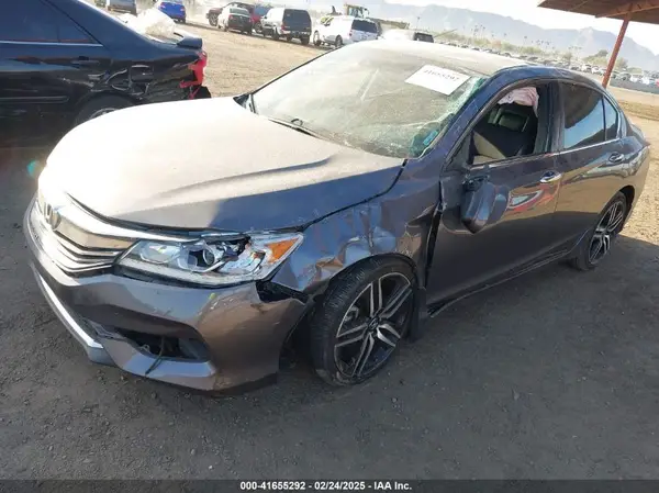 1HGCR2F60GA099371 2016 HONDA ACCORD - Image 2