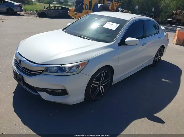 1HGCR2F60GA231531 2016 HONDA ACCORD - Image 2