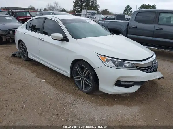 1HGCR2F60HA011517 2017 HONDA ACCORD - Image 1
