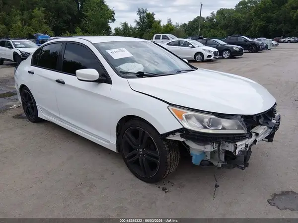 1HGCR2F60HA107955 2017 HONDA ACCORD - Image 1