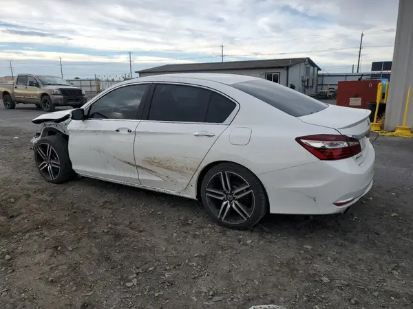 1HGCR2F60HA117286 2017 HONDA ACCORD - Image 2