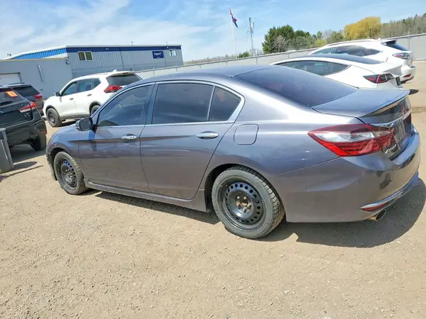 1HGCR2F60HA810181 2017 HONDA ACCORD - Image 2