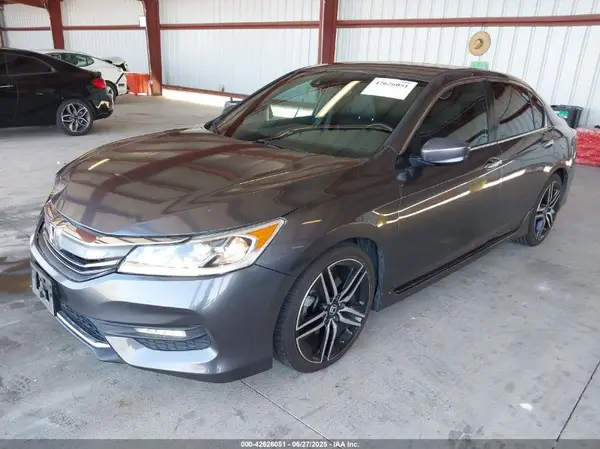 1HGCR2F61GA157973 2016 HONDA ACCORD - Image 2
