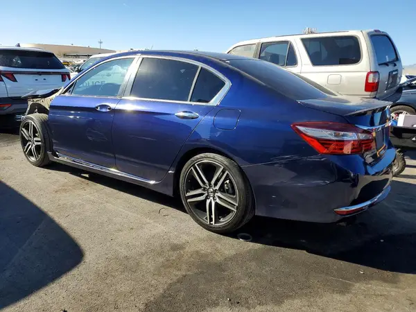 1HGCR2F61HA082242 2017 HONDA ACCORD - Image 2