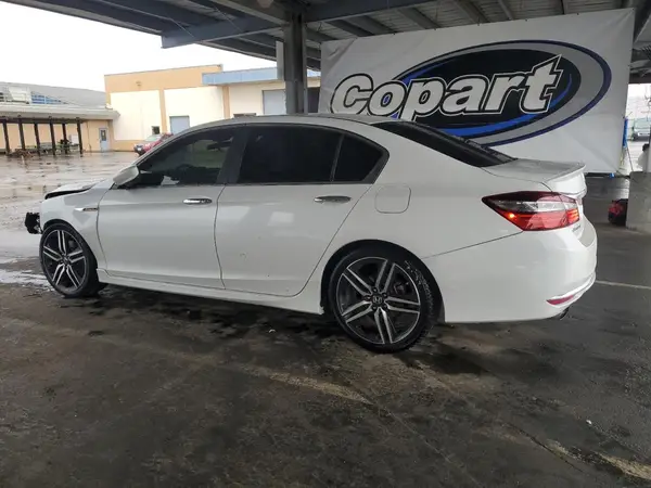 1HGCR2F61HA110590 2017 HONDA ACCORD - Image 2