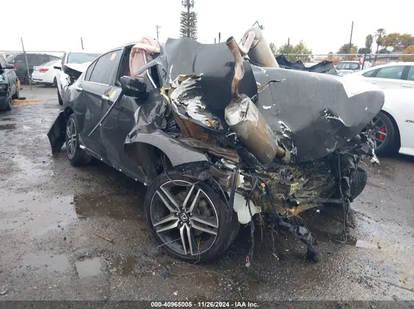 1HGCR2F61HA154332 2017 HONDA ACCORD - Image 1