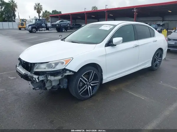 1HGCR2F61HA218076 2017 HONDA ACCORD - Image 2