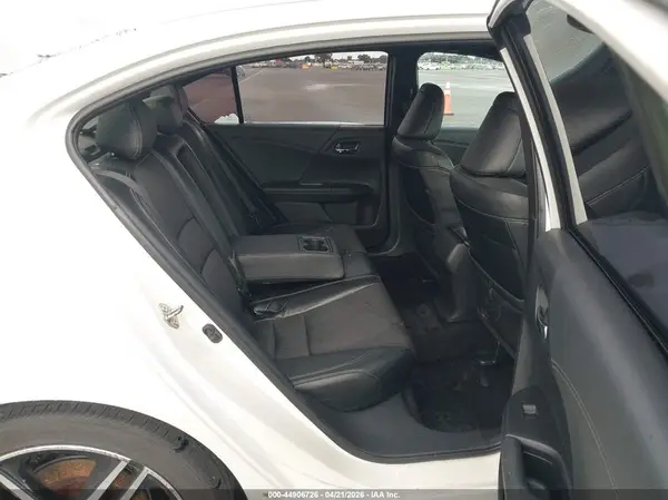 1HGCR2F61HA218076 2017 HONDA ACCORD - Image 8