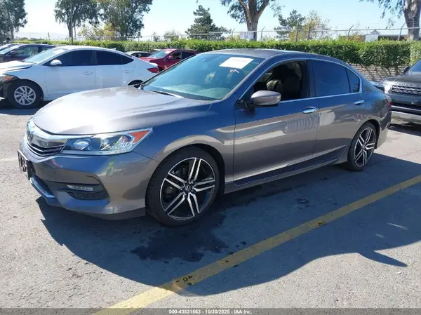 1HGCR2F62GA021349 2016 HONDA ACCORD - Image 2
