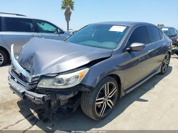 1HGCR2F62GA025613 2016 HONDA ACCORD - Image 2