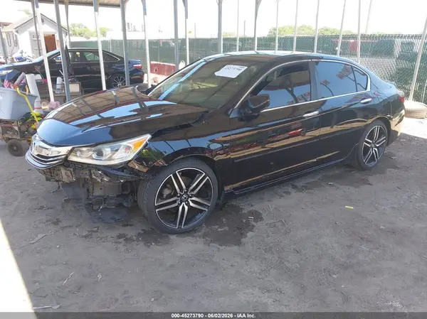 1HGCR2F62HA017139 2017 HONDA ACCORD - Image 2