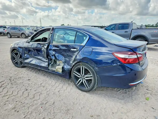 1HGCR2F62HA027699 2017 HONDA ACCORD - Image 2