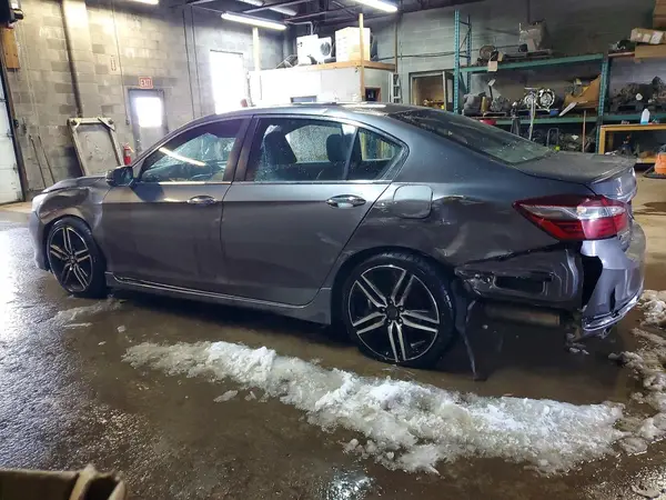 1HGCR2F62HA805080 2017 HONDA ACCORD - Image 2