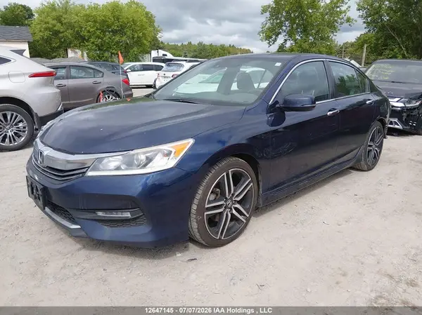 1HGCR2F62HA811185 2017 HONDA ACCORD - Image 2