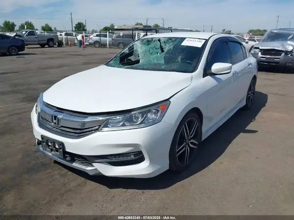 1HGCR2F63GA201486 2016 HONDA ACCORD - Image 2