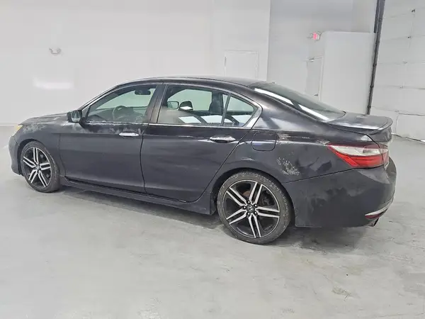 1HGCR2F63GA246069 2016 HONDA ACCORD - Image 2