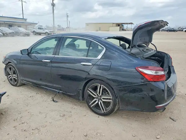 1HGCR2F63GA246072 2016 HONDA ACCORD - Image 2