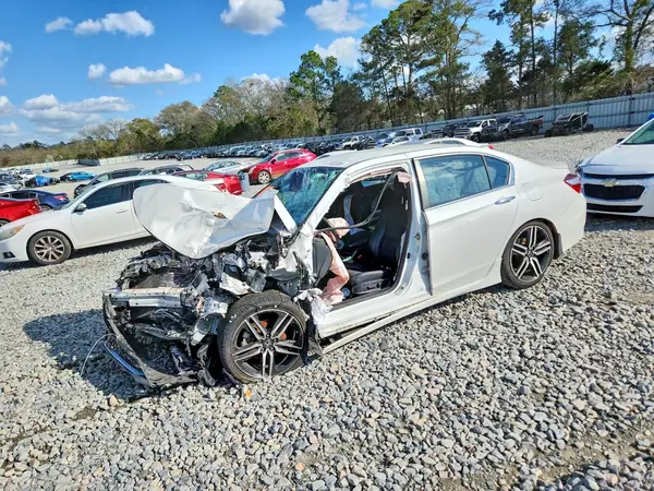 1HGCR2F63HA011494 2017 HONDA ACCORD - Image 1