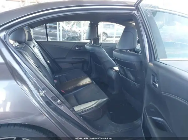 1HGCR2F63HA050988 2017 HONDA ACCORD - Image 8