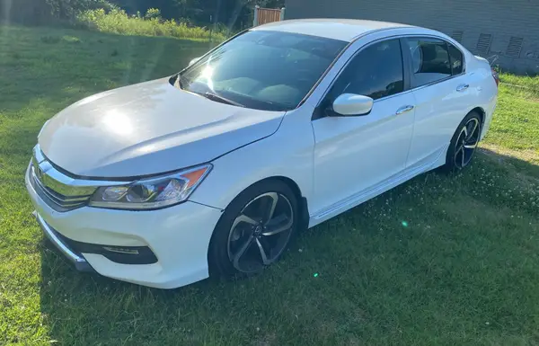 1HGCR2F64GA031610 2016 HONDA ACCORD - Image 2